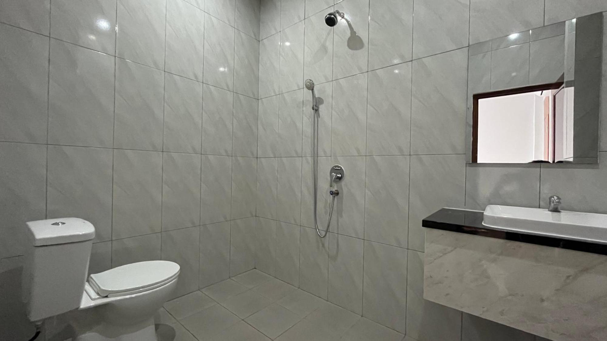 Reddoorz Premium At Jalan Diponegoro Lampung Hotel Bandar Lampung Exterior foto