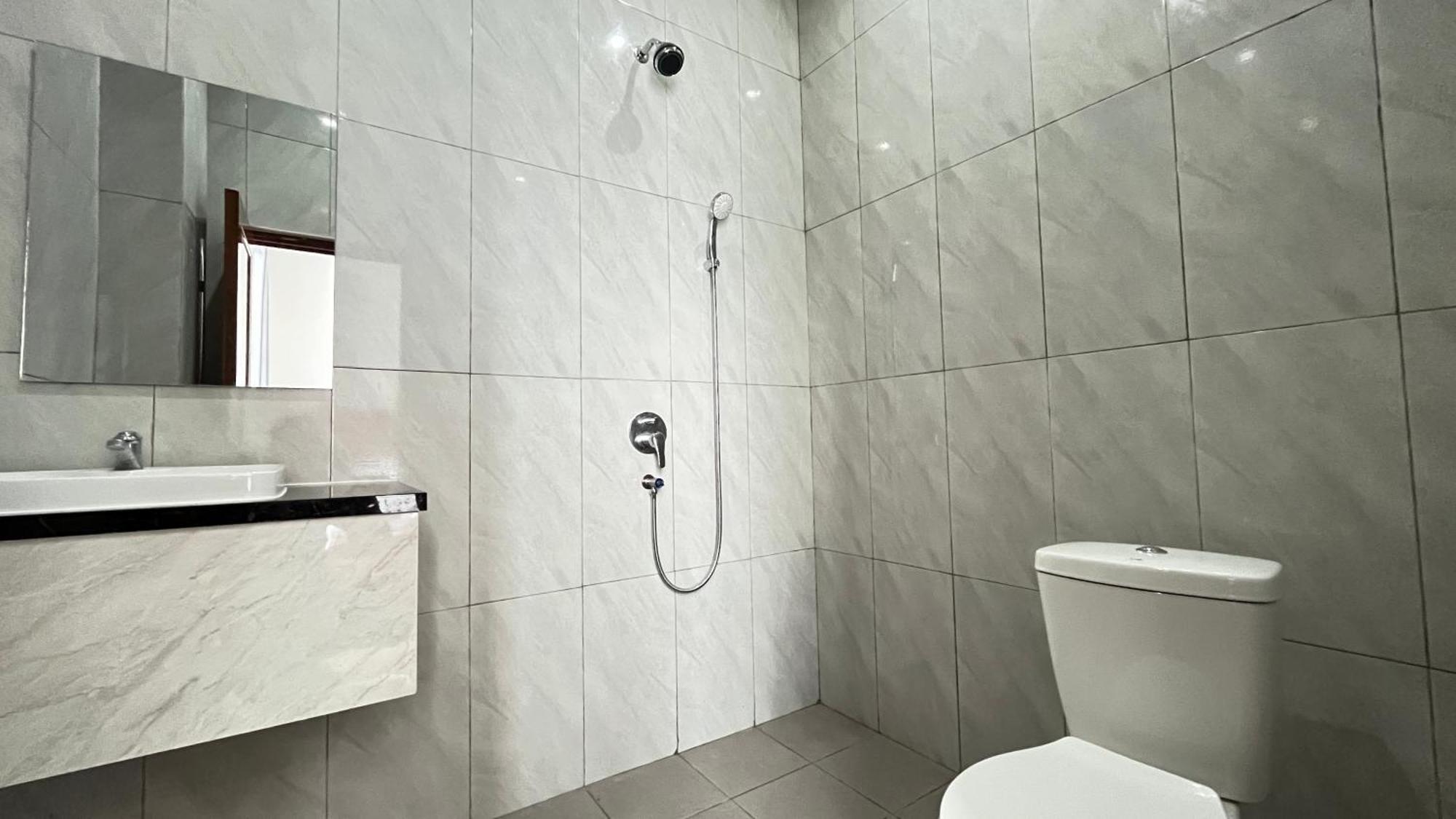 Reddoorz Premium At Jalan Diponegoro Lampung Hotel Bandar Lampung Exterior foto